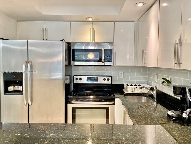 Foto del edificio - 210 172nd St