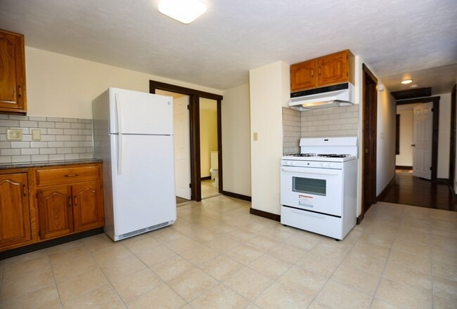 Kitchen - 14 Jefferson St