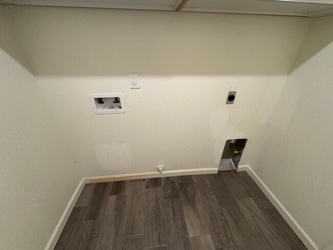 Foto del edificio - Newly Built NE Visalia Home Available Now!