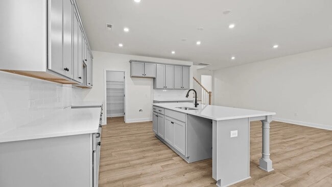 Building Photo - 2021 Near Pt Rd