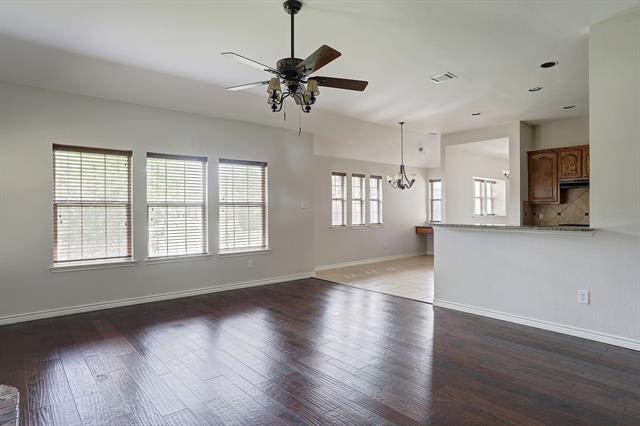 Foto del edificio - 5700 Broken Spur