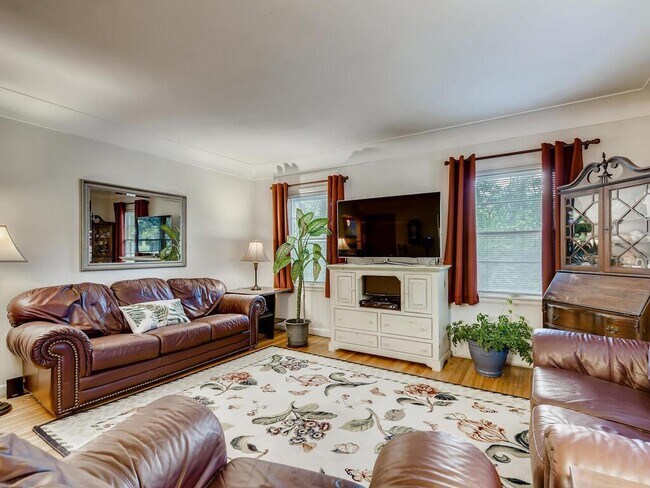 Building Photo - 4760 Dominick Way