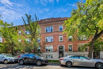 Building Photo - 2839 W Cortez St