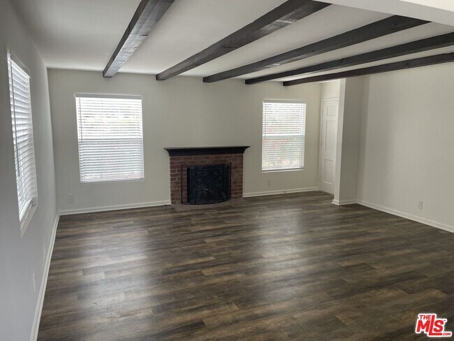 Building Photo - 3548 Military Ave