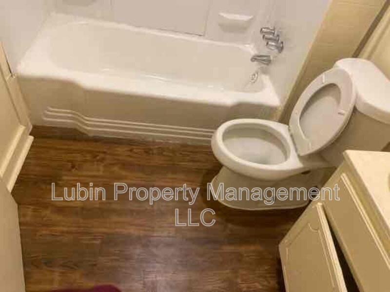 Foto del edificio - 1230 E Mallory Ave