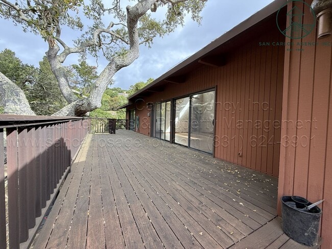 Building Photo - Large Three Bedroom Carmel Valley Home