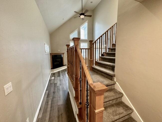 Foto del edificio - 927 E Montana Vista Ln