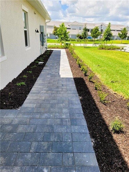 Foto del edificio - 6044 Ellerston Wy