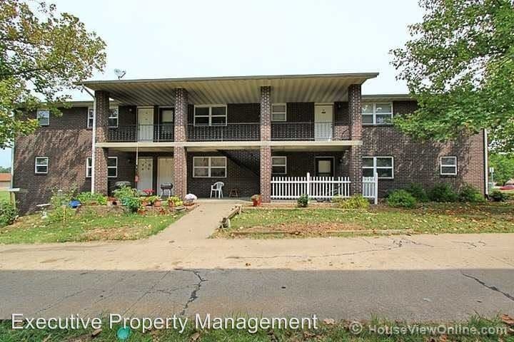 Primary Photo - 2830 Whitener St