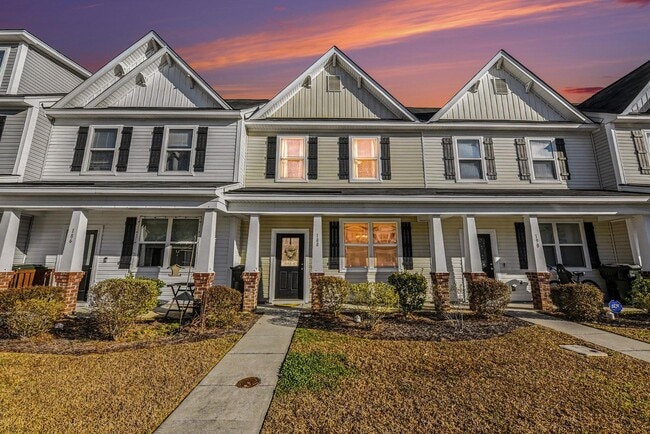 Building Photo - 188 Woodward Rd