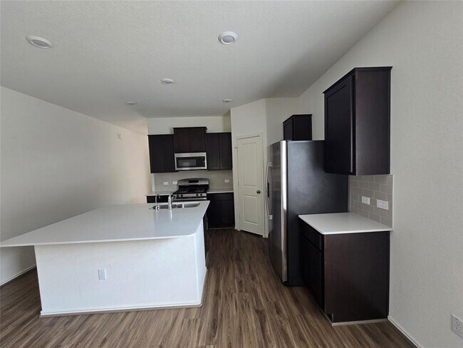 Foto del edificio - 6825 Colorado Bluffs Rd