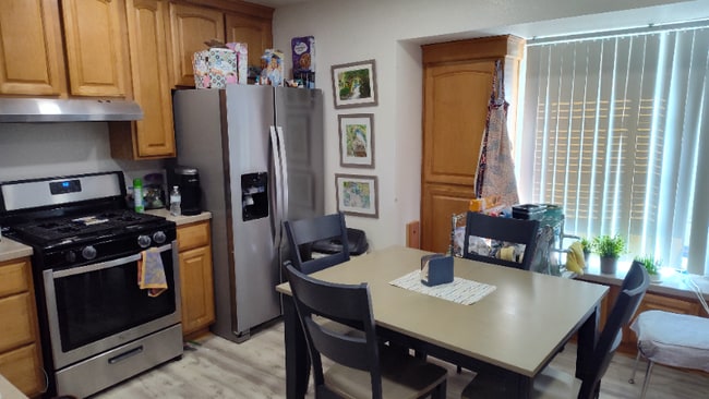 Photo - 1365 Crafton Ave Apartment