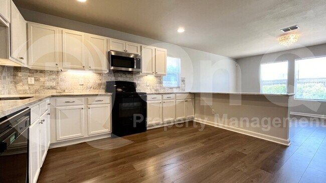 Building Photo - 13269 Fowler Drive