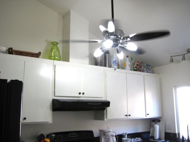Foto del edificio - La Mesa "Near SDSU" Spacious 2BR/2BA Condo...