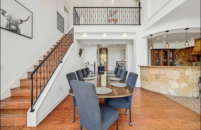 Foto del edificio - 3711 Highland Dr