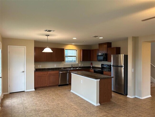 Foto del edificio - 9001 Bird Brook Ln