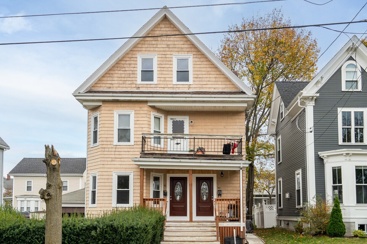 50 Brackenbury St Unit 1, Malden, MA 02148 Apartments in Malden, MA