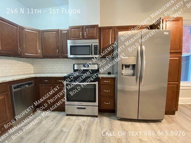 Foto del edificio - 246 N 11th St