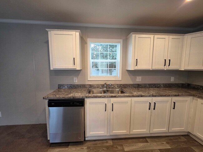 Foto del edificio - 3730 Birch St