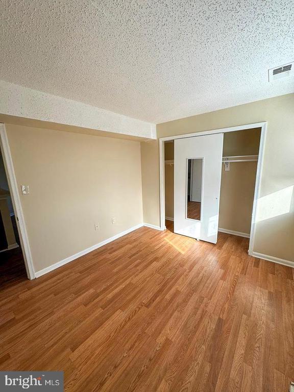 Foto del edificio - 14111 William St