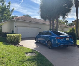 Building Photo - 1703 Pierside Cir