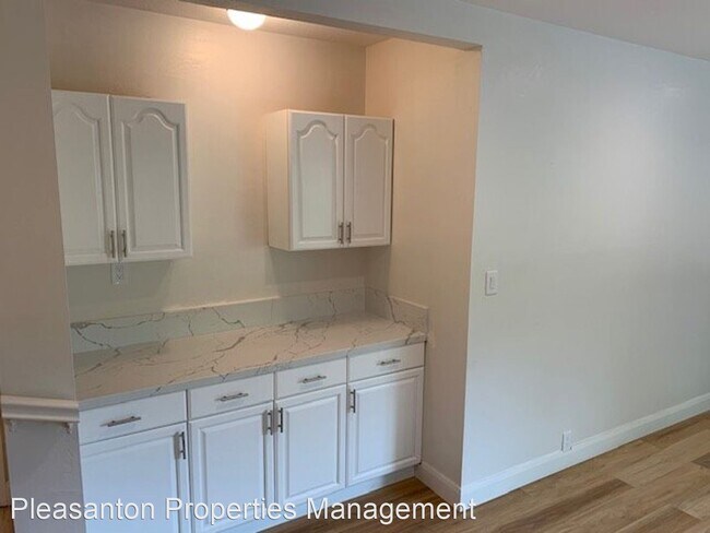 Foto del edificio - 3 br, 2 bath House - 1523 Hopyard Rd.