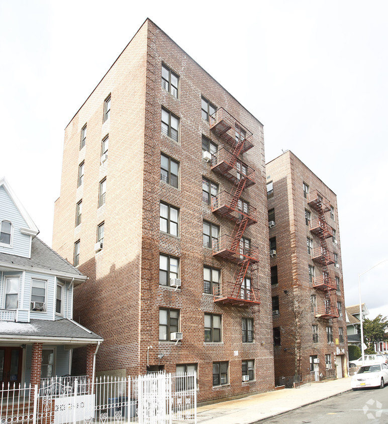 Foto del edificio - 554 E 26th St