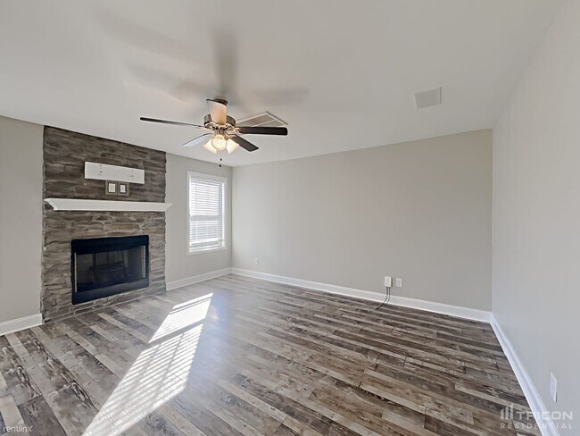 Foto del edificio - 1162 Eagle's Bluff Dr