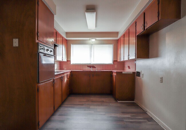 Foto del edificio - 3 Bedroom 1.5 Bath House for Rent In Wake Village, TX!