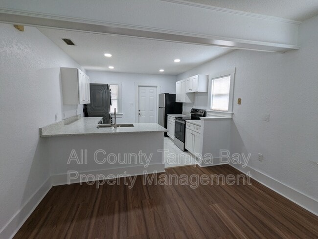 Photo - 712 S Bungalow Terrace House