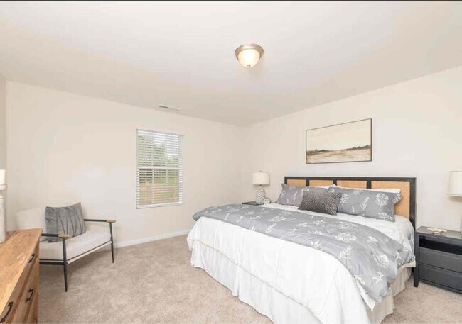 Foto del edificio - 6739 Hardwick Ln