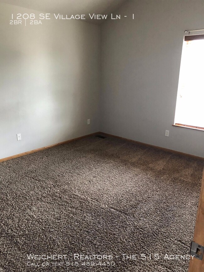 Foto del edificio - 1208 SE Village View Ln