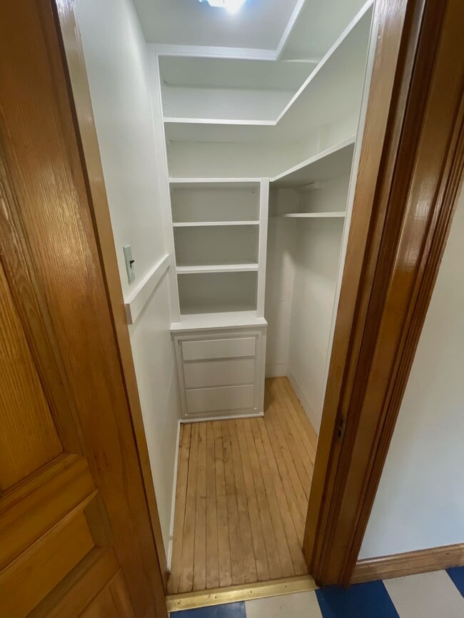 Pantry - 110 Woodward St