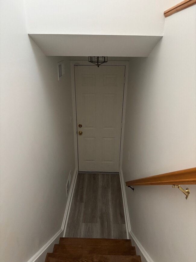 Building Photo - 3301 A