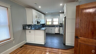 Building Photo - 46 Gerrish St