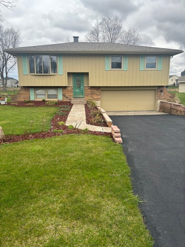 Foto del edificio - 10120 Sunridge Dr