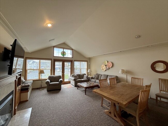 Foto del edificio - 217 E Pkwy Dr