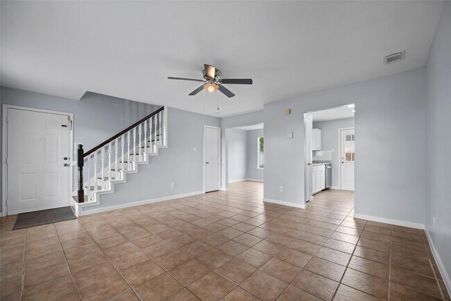 Foto del edificio - 12714 Verdant Brook Dr