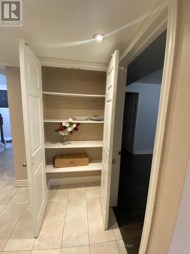 Photo du bâtiment - 95 Citadel Dr