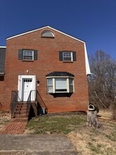 Building Photo - 179 Holmes Cir