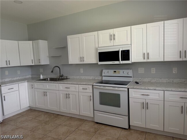 Foto del edificio - 4786 Jordan Ave S