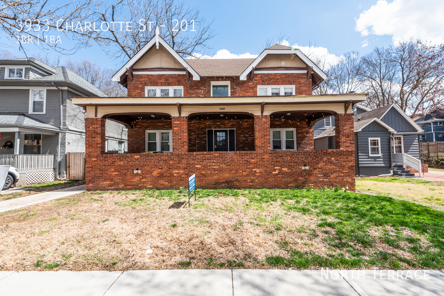 Primary Photo - Historic 1BR Close to Westport