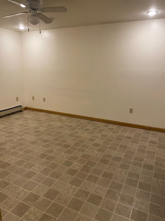 Foto del edificio - 1078 Laconia Rd