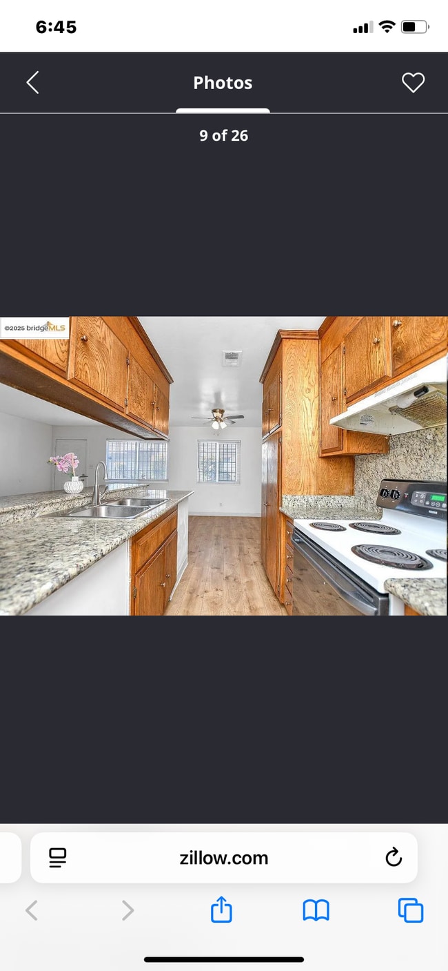 Building Photo - 2113 Lemontree Way
