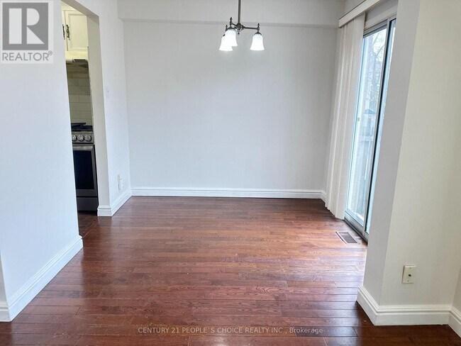 Building Photo - 152 Observatory Ln