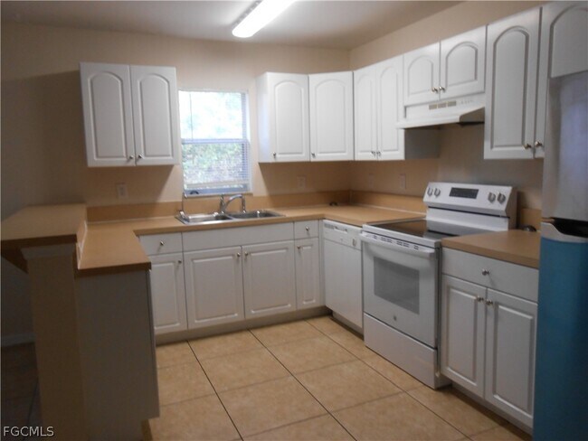 Foto del edificio - 202 Hightower Ave S