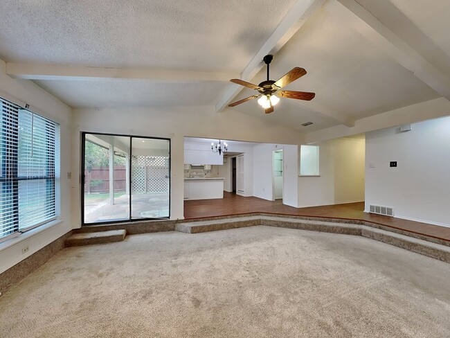 Building Photo - 3033 Mossy Oak Ln