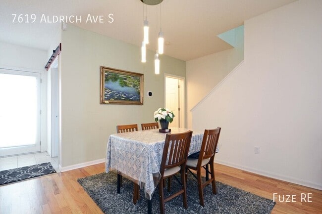 Foto del edificio - 7619 Aldrich Ave S