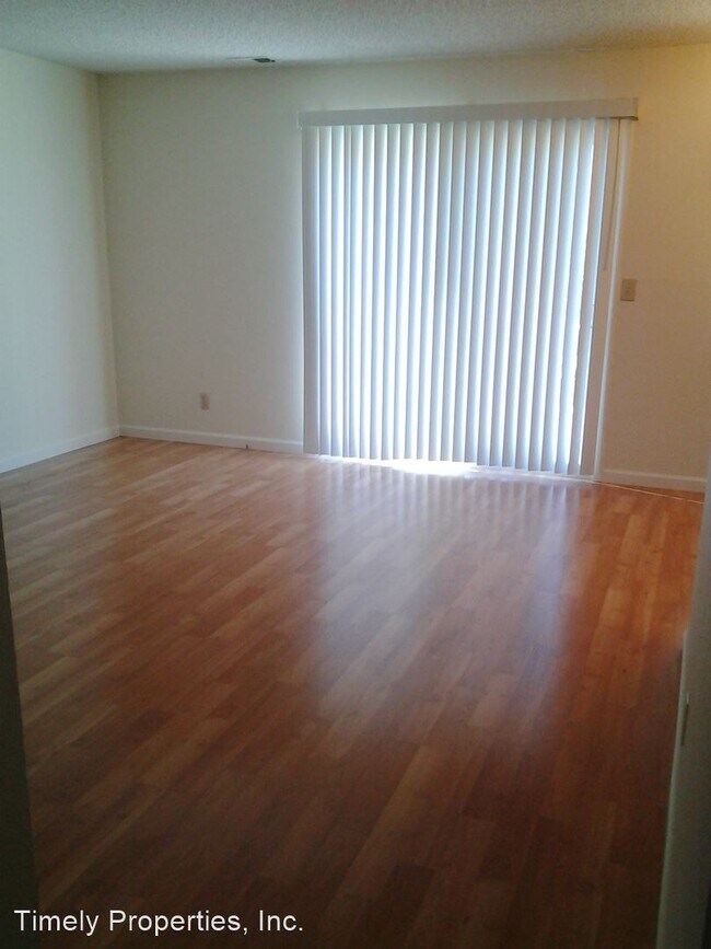 Foto del edificio - 4 br, 3 bath House - 244 Firelight Ct