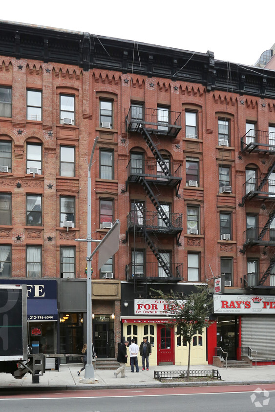  - 1825 2nd Ave